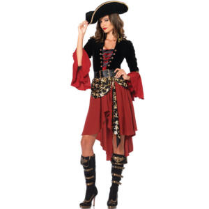 Sexy Female Pirate Cosplay